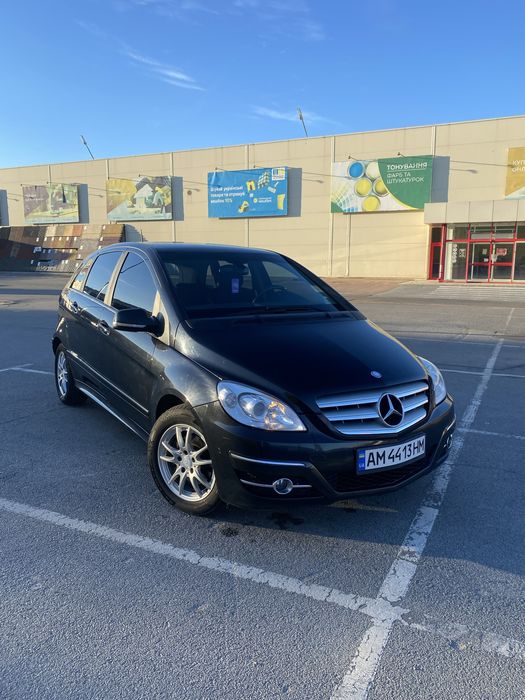 Mercedes-Benz B-Class (W245) 2010 року.
