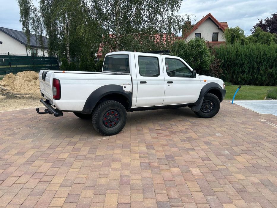 Nissan Navara 2006r.