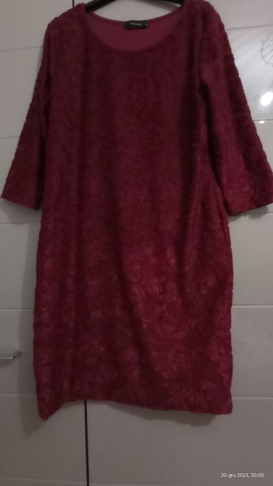 Sukienka Reserved