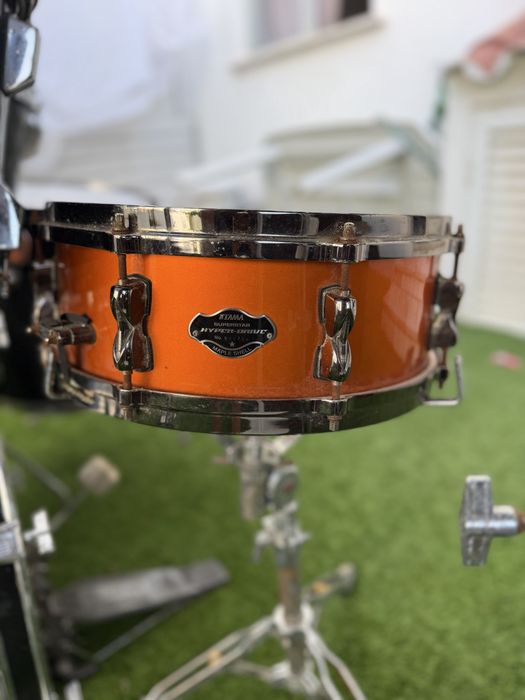 Bateria Tama RockStar 12,13,16,22 Pratos Sabian e Tarola SuperStar Hyperdrive
