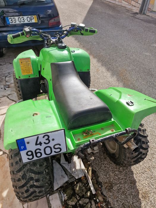 Kawasaki ksf 250 troco/ Carrinha 3 lugares