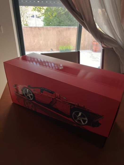 Lego Technic Ferrari Daytona SP3 - Selado/Nevo