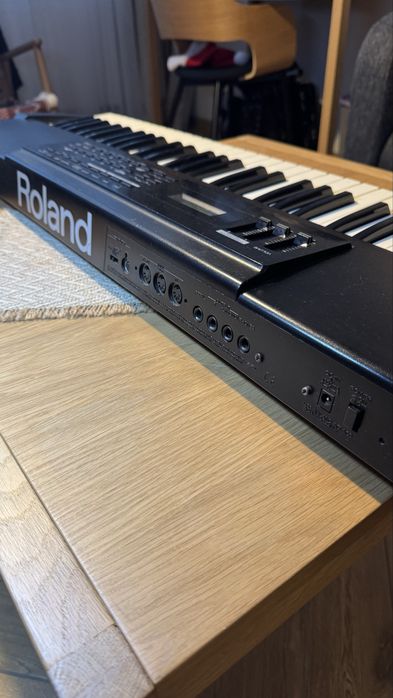 Синтезатор Roland XP-10 в чудововму стані !