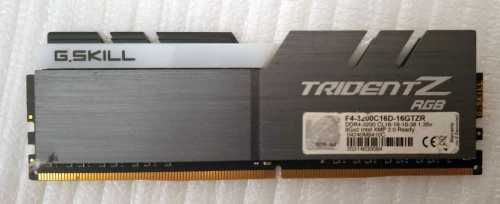 Pamięci Ram G.Skill TridentZ RGB DDR4 8GB (1x8GB) 3200MHz