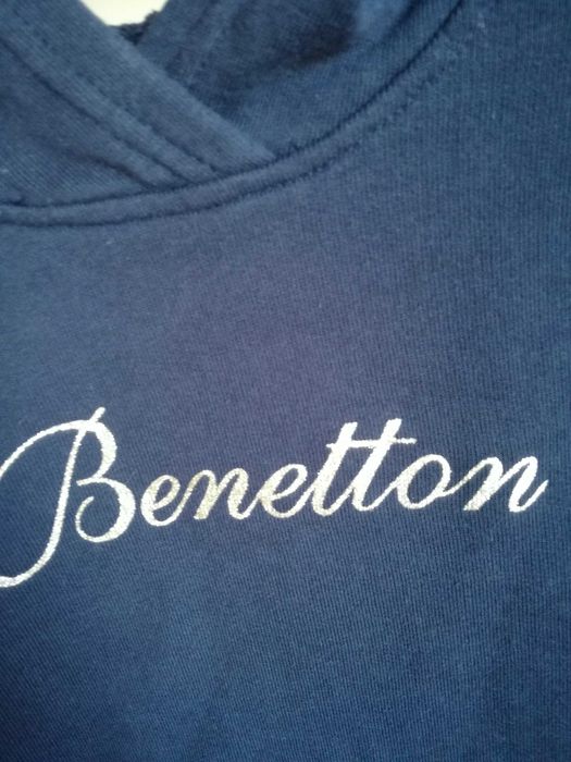 Granatowa bluza z kapturem 116 Benetton