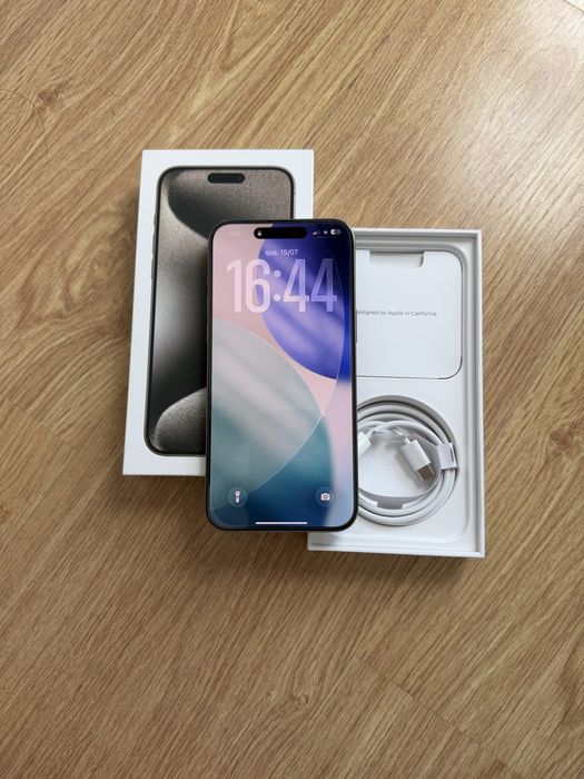 Iphone 15 Pro Max de 256gb com fatura ( Como Novo)