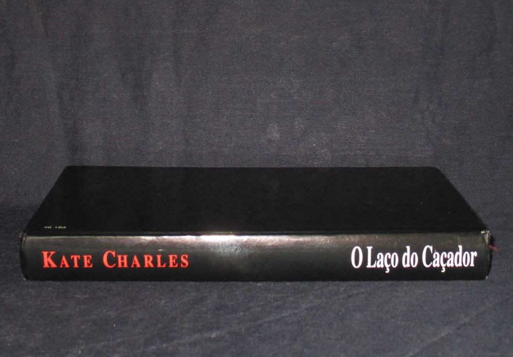 Livro O laço do caçador Kate Charles