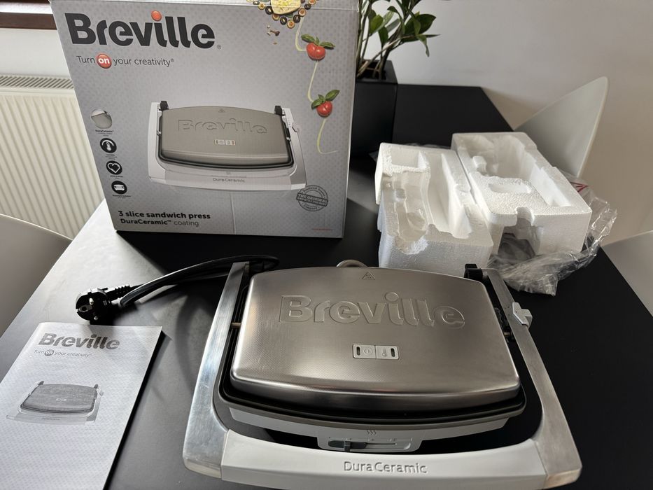 Opiekacz Breville z powłoką ceramiczną DuraCeramic VST071X
