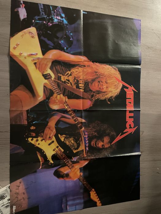 126 posters e cartazes de muisica metal  anos 80e 90