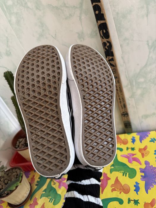 Жіночі кеди Vans у клітинку 37 розмір
