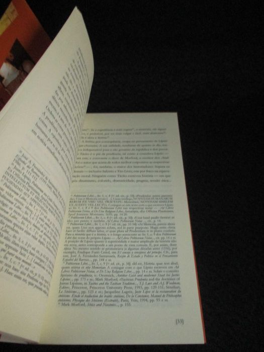 Livro Um Percurso da construção ideológica do Estado