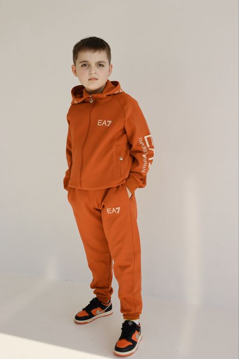 Спортивний  костюм для хлопчиків від 9-14 років