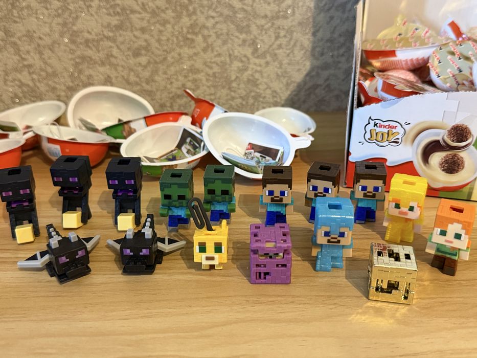 Продаж / обмін  фігурки Майнкрафт кіндер kinder Minecraft