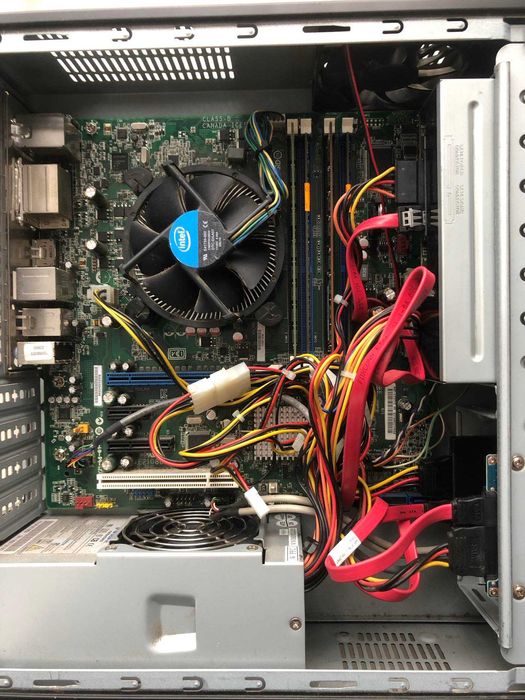 Komputer Intel Core i3-2120 3.30GHz Dysk 120 SSD i Drugi 512 HDD