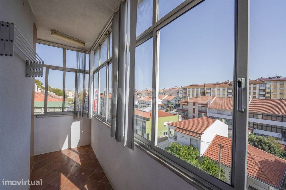 Apartamento T2; Cruz de Pau