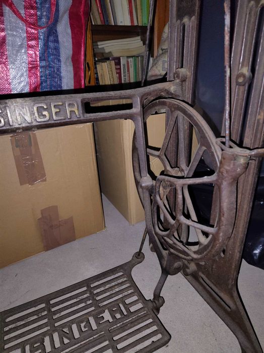 máquina costura Singer, modelo 15 C