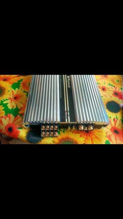 Саб автомобильный с усилителем!!! Отличный звук, настоящий !