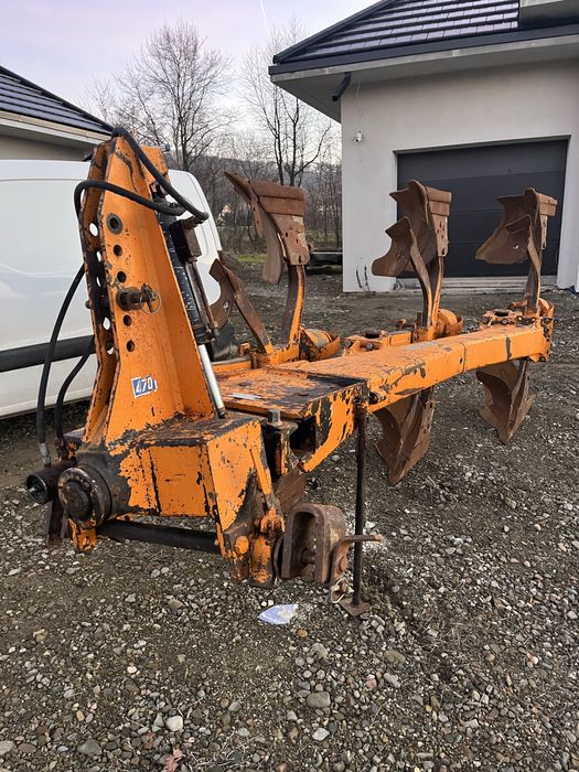 Pług huard 3 obrotowe