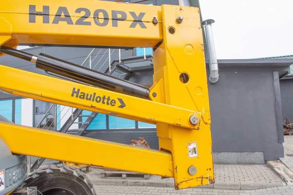Колінчастий підіймач Haulotte HA20PX 2012
