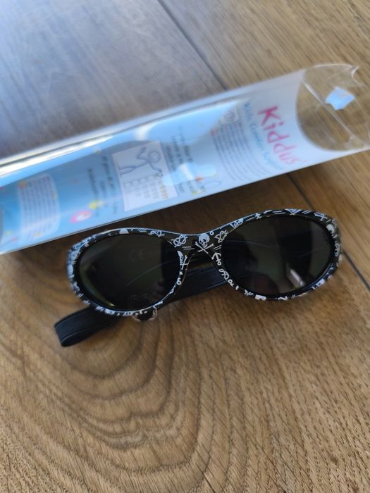 Nowe Okulary przeciwsłoneczne dla dzieci ,Kiddus UV400 Czarne 2-6 lat