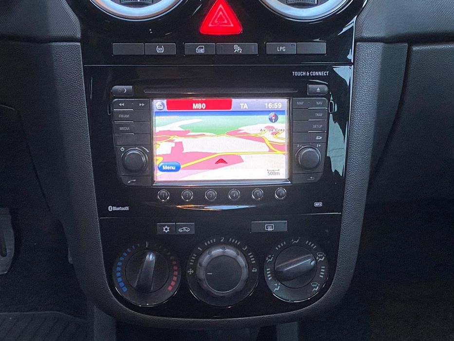 Opel corsa 1.2 GPL – 2014