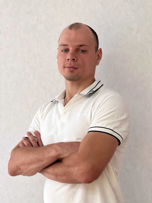 Профессиональный массажист
