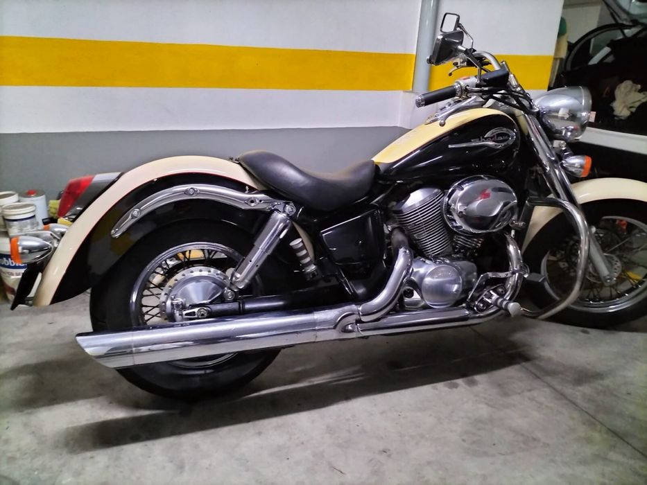 Honda shadow 750