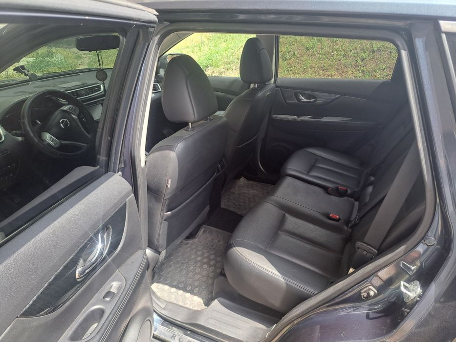 Продам Nissan Rogue - SL .