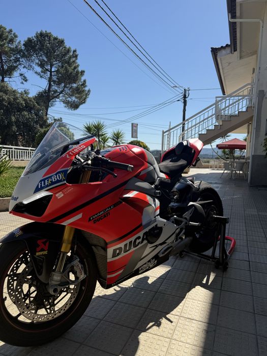 Ducati Panigale V4S