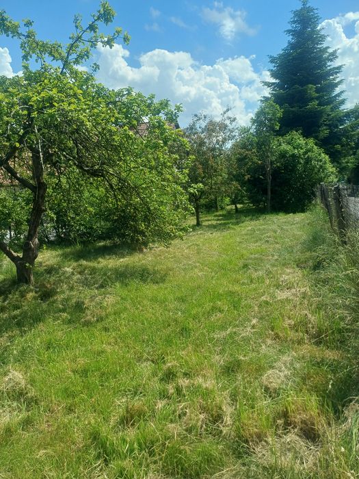 Sprzedam działkę rekreacyjno-budowlaną