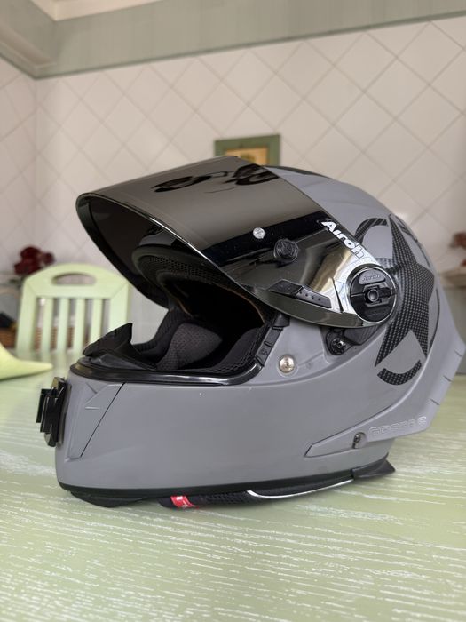 Vendo Capacete Mota Airoh GP550S