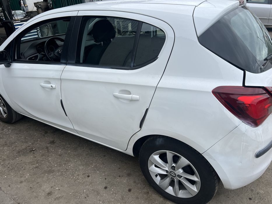 Opel Corsa E (peças)