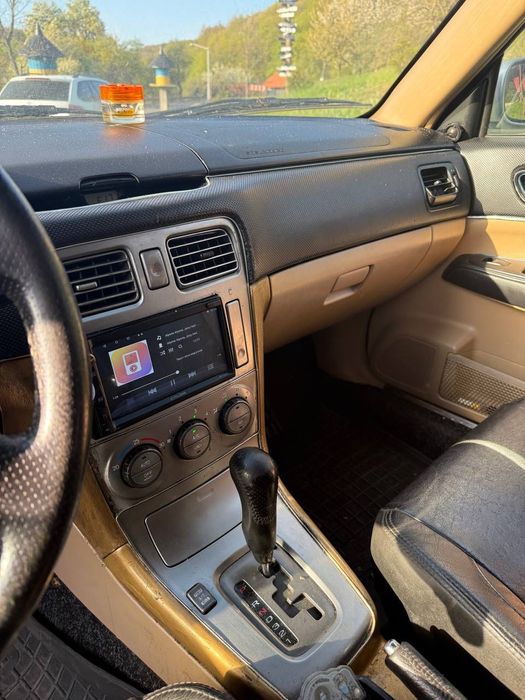 Продам машину Subaru Forester