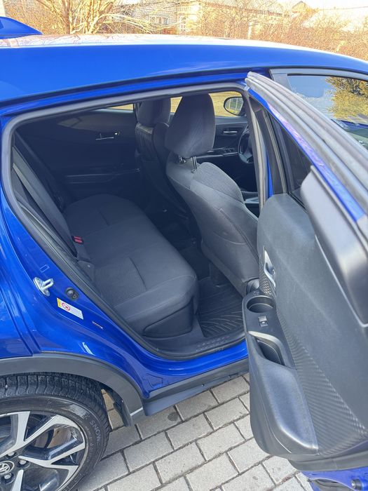 Toyota C-HR 2018 року