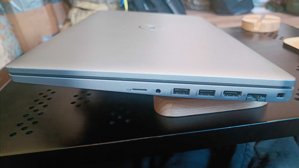 Ноутбук DELL Latitude 5520/15,6” FHD IPS/i5-1145G7/16GB/SSD 512