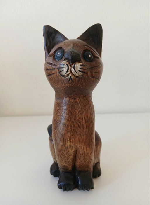 Gato em madeira da Tailândia