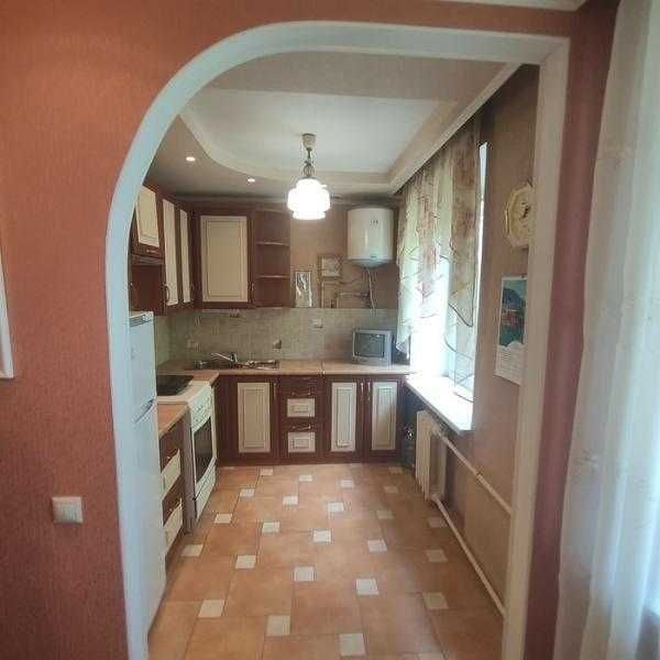 Продам 2 к. квартиру, р-н Одесской