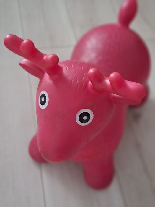 Продам стрибунця