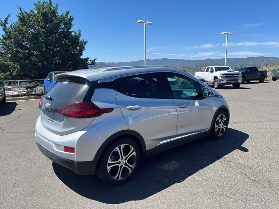 Chevrolet Bolt EV Premier      2021