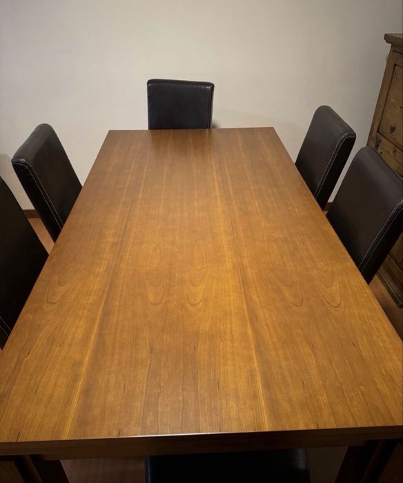 Mesa de jantar extensivel em madeira maciça