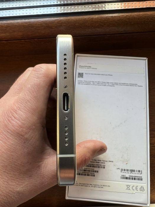 Продам Айфон 15 про Макс IPhone 15 PRO MAX