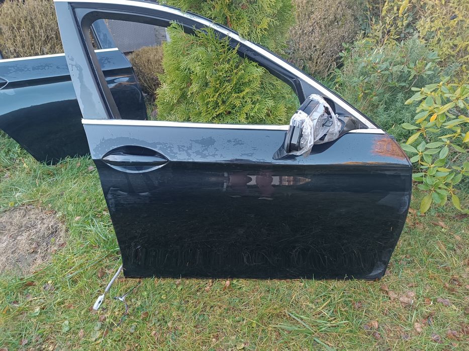 Drzwi BMW F10 2012 rok