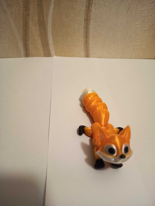 Elastyczny Mały Lisek – ruchoma zawieszka 3D