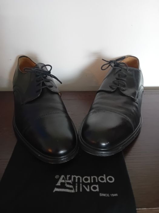 Sapatos em pele sola de couro marca Armando Silva, 1946, qualidade