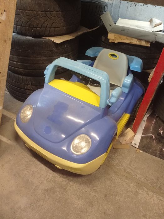 Детский электромобиль