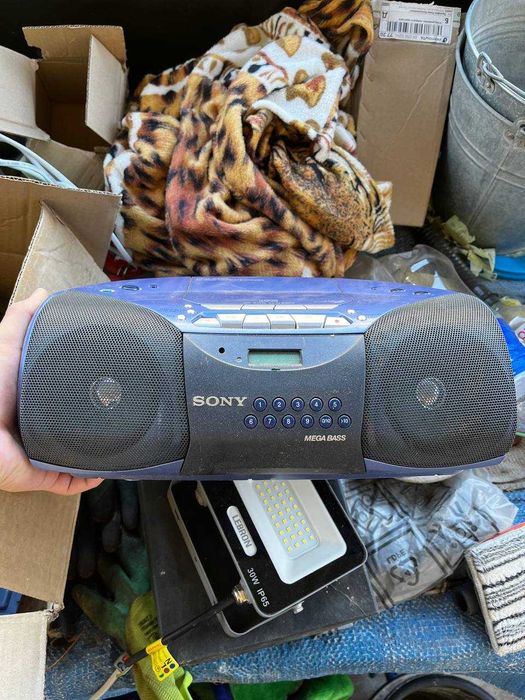 Магнитола Sony CFD-S100L CD/Radio/Cassette Boombox