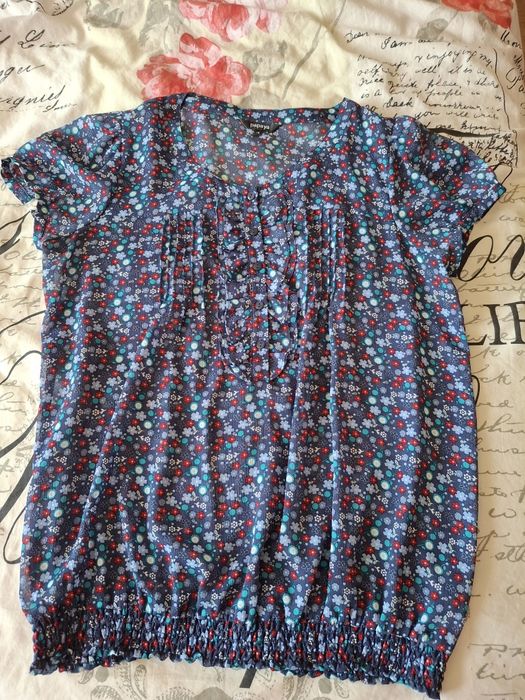 Bluzka w kwiatki
