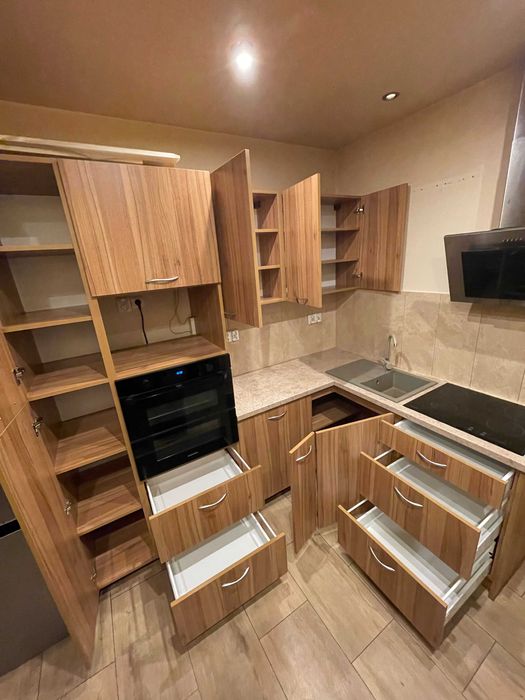 Zestaw mebli kuchennych