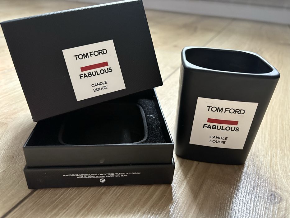 Tom Ford świeca zapachowa opakowanie