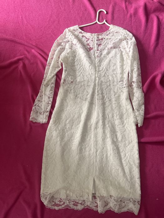 Sukienka ślubna biała